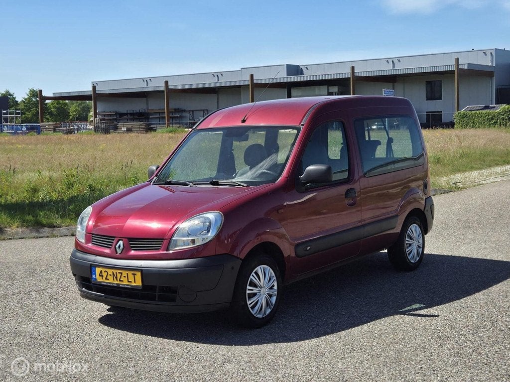 Renault Kangoo combi 1.2 benzine Trekhaak / Apk / NAP, Voorwielaandrijving, 58 pk, Bedrijf, Handgeschakeld