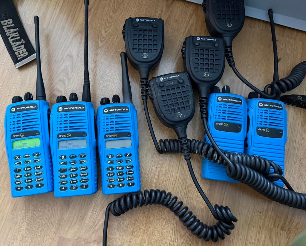 Motorola 3xGP380&2x GP340 UHF Atex portofoons, Telecommunicatie, Portofoons en Walkie-talkies, Zo goed als nieuw, Portofoon of Walkie-talkie