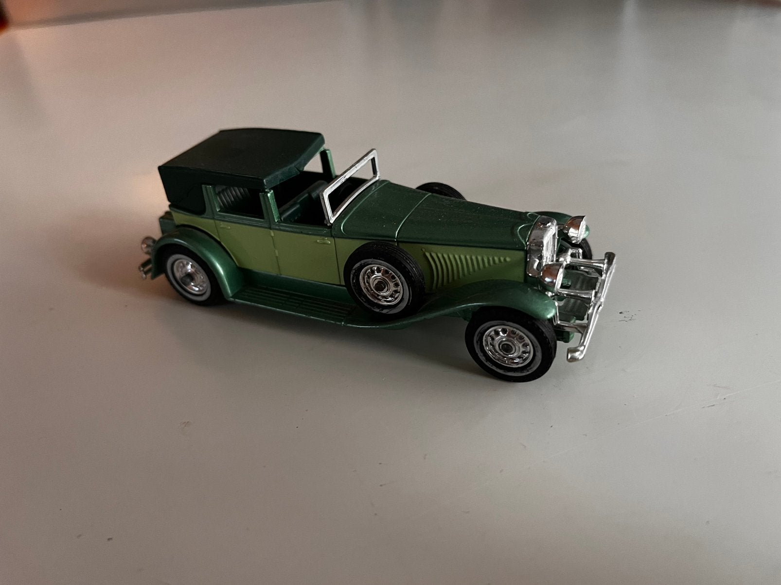 Duesenburg Town car. Models of yesteryear, Ophalen of Verzenden, Zo goed als nieuw, Auto, Overige merken