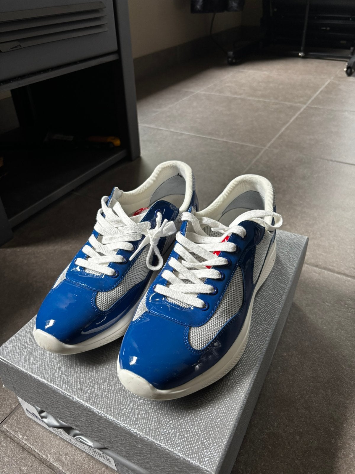 Prada Cups – Maat 43, Kleding | Heren, Schoenen, Sneakers of Gympen, Gedragen, Verzenden, Blauw