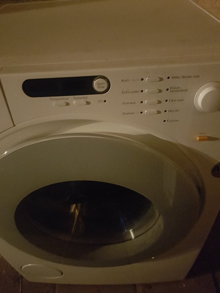 Miele wasmachine V1814, Ophalen of Verzenden, Zo goed als nieuw, Voorlader, 85 tot 90 cm