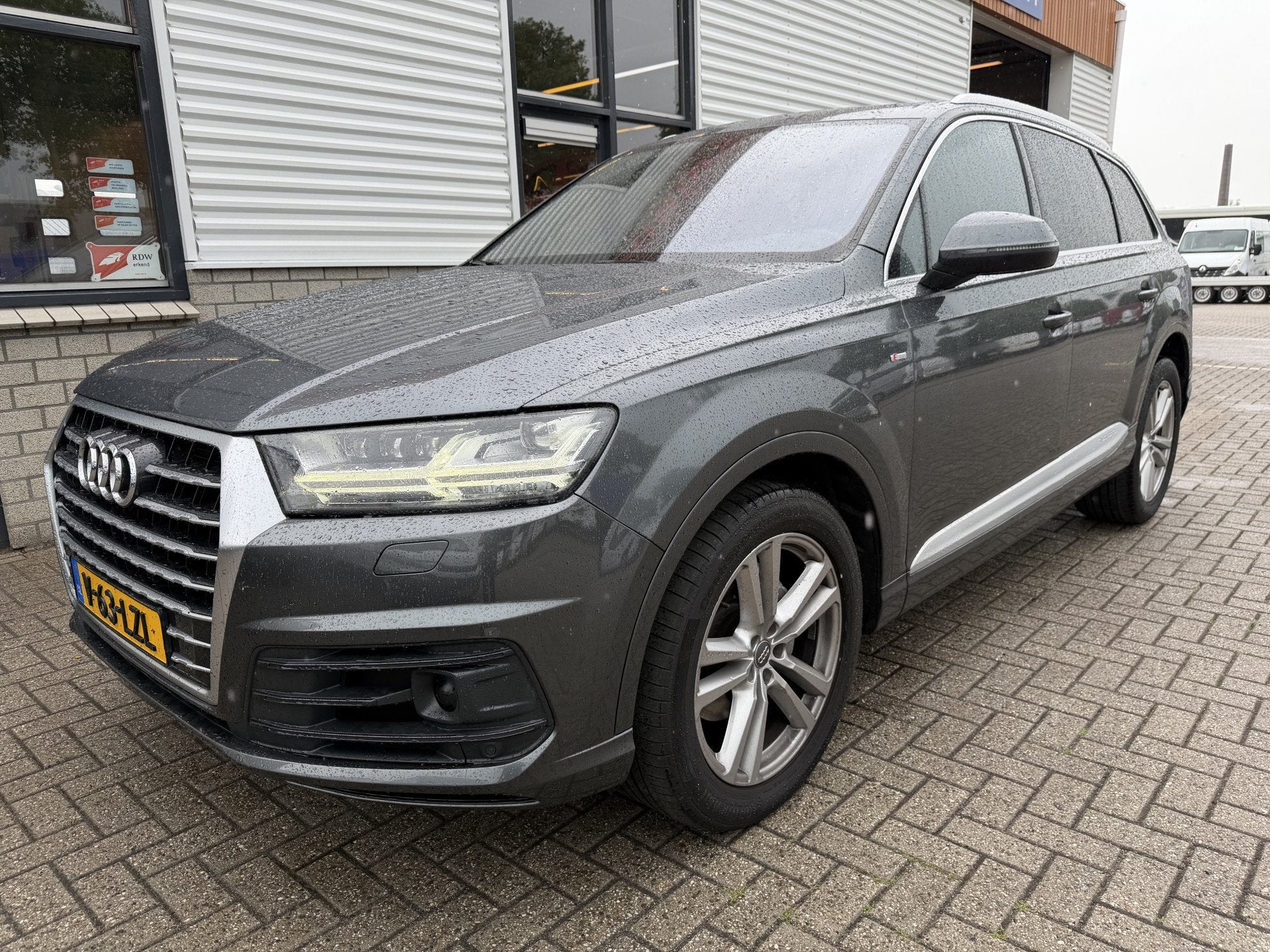 Audi Q7 3.0 TDI V6 272pk automaat quattro / 2 persoons / gri, Auto's, Audi, Gebruikt, Met garantie (alle), Diesel, 2 stoelen