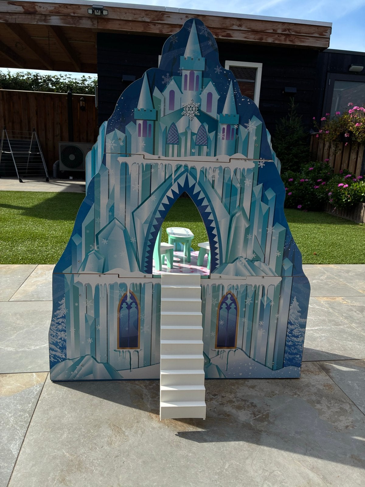 Disney Frozen Kasteel Anna en Elsa met meubels, Ophalen, Zo goed als nieuw, Poppenhuis