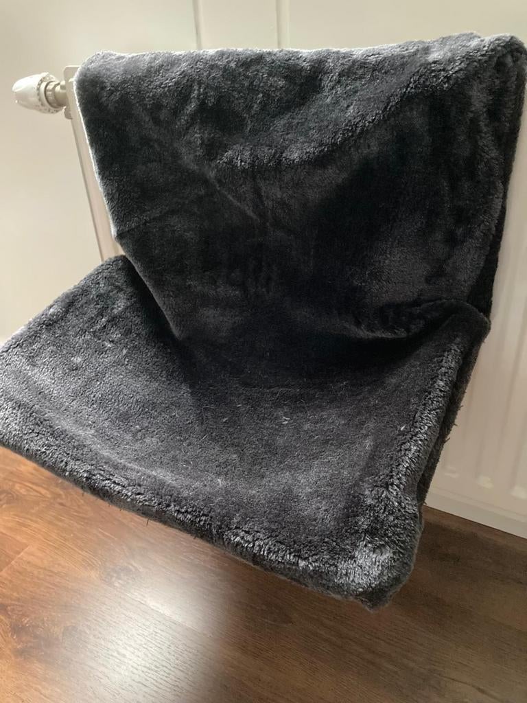 Grijze radiator hangmat en kattenligbed in uitstekende staat, Ophalen, Gebruikt, Pluche