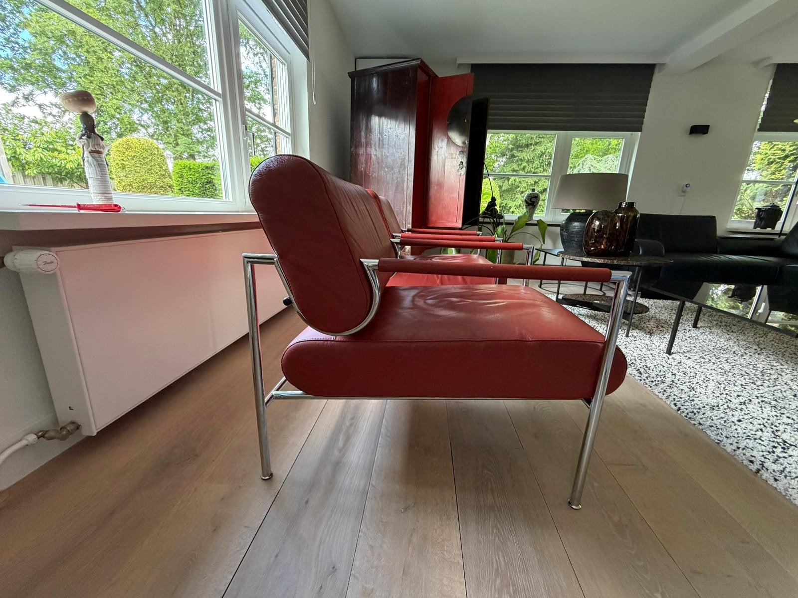 Leolux Gazetta design fauteuils kleur rood, Huis en Inrichting, Fauteuils, Ophalen, 75 tot 100 cm, 50 tot 75 cm