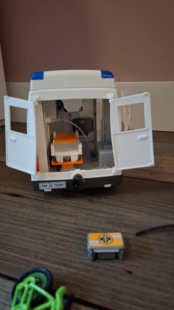 Playmobil ambulance met poppetjes, Ophalen of Verzenden