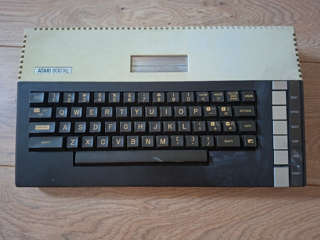 Atari 800XL, Ophalen of Verzenden, Atari