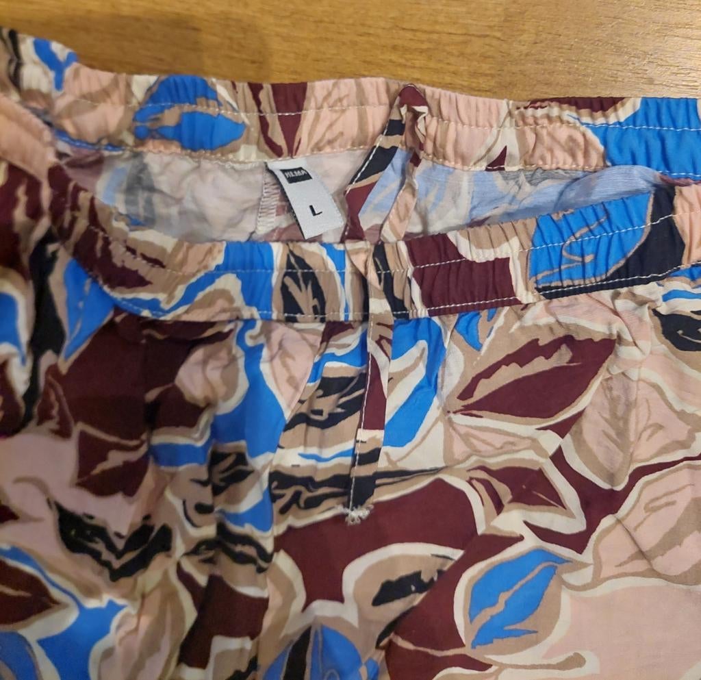 2 linnen broeken, Kleding | Dames, Overige kleuren, Maat 42/44 (L), Ophalen of Verzenden, Zo goed als nieuw