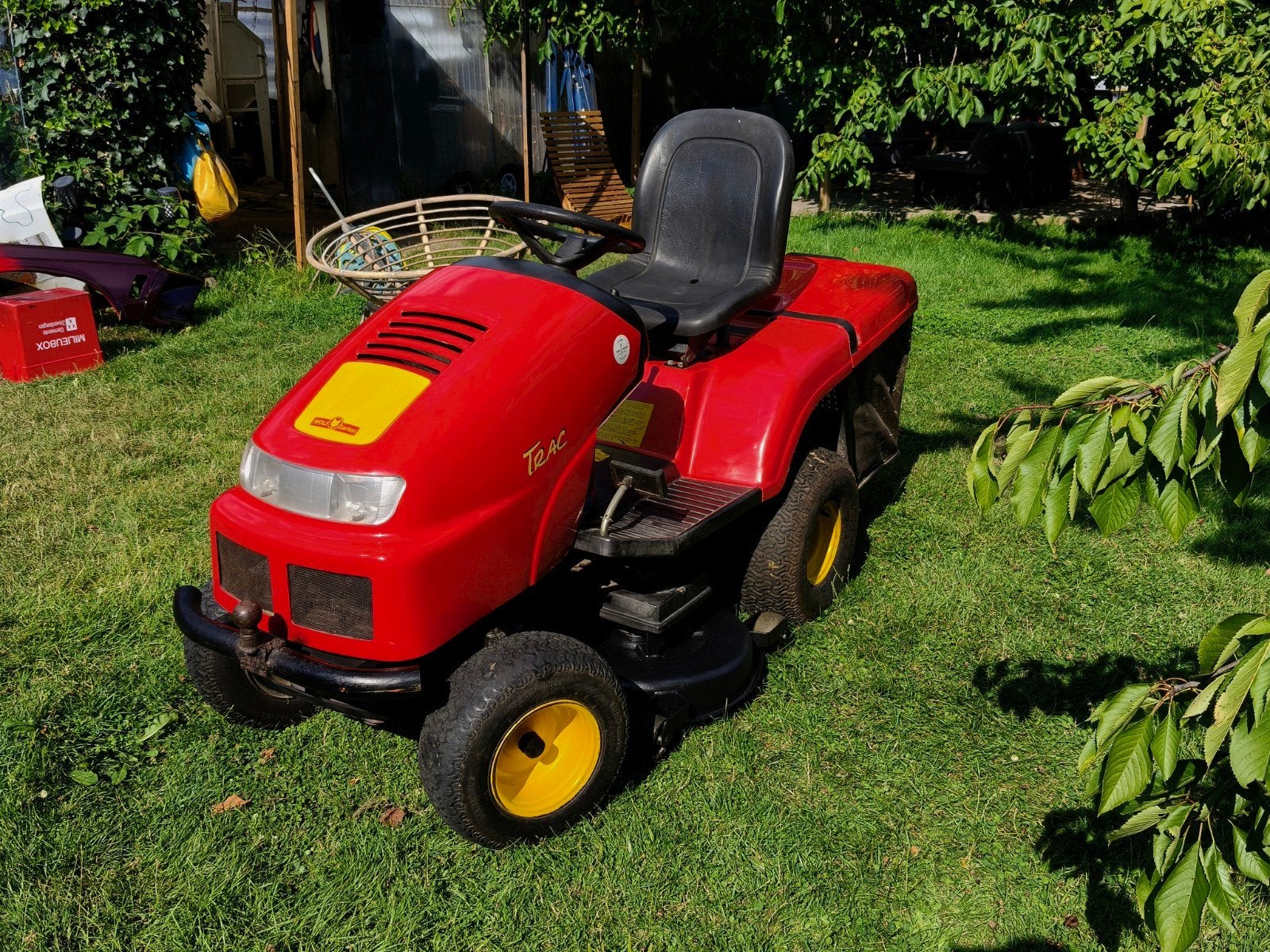 Wolfgarten Zitmaaier 18 pk 2 cilinder, Tuin en Terras, Zitmaaiers, Ophalen, Gebruikt, Opvangbak, 90 tot 120 cm