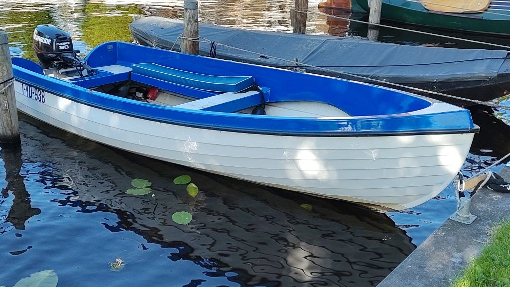 Visboot, Watersport en Boten, Vis- en Consoleboten, Gebruikt, Overige merken, Elektrische start, Benzine, 30 tot 50 pk, Buitenboordmotor