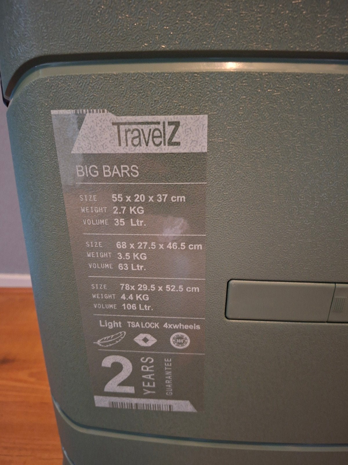 Travelz Big Bars Handbagage Koffer - Groen, 50 tot 60 cm, Hard kunststof, Nieuw, 35 tot 45 cm