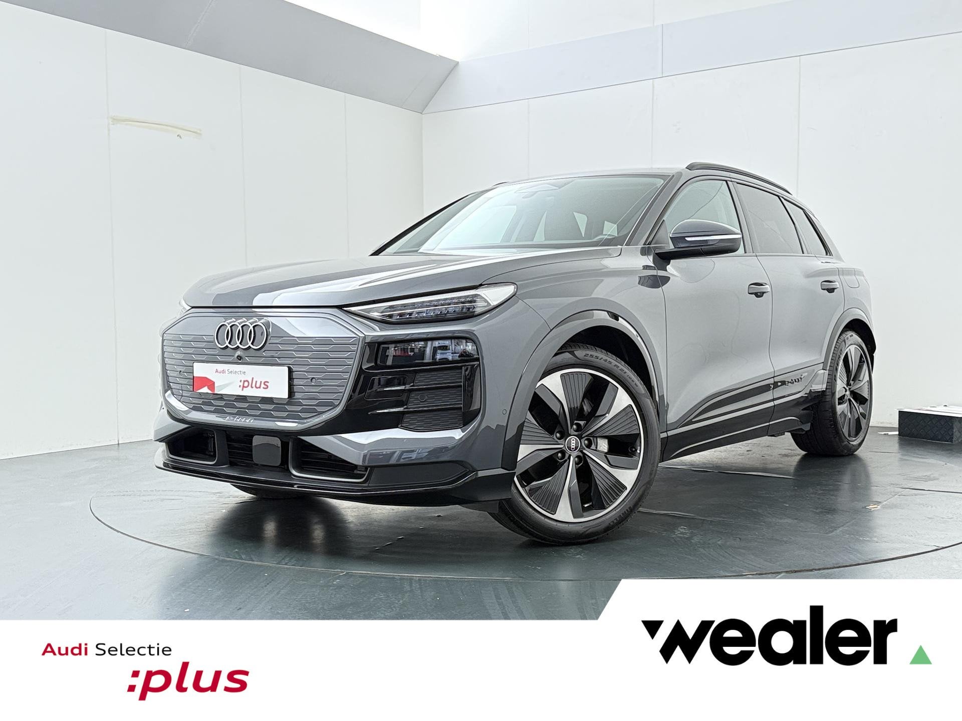 Audi Q6 e-tron Advanced edition 83 kWh | 252 PK | SoH 97% |, Auto's, Achterwielaandrijving, Gebruikt, Zwart, 2100 kg