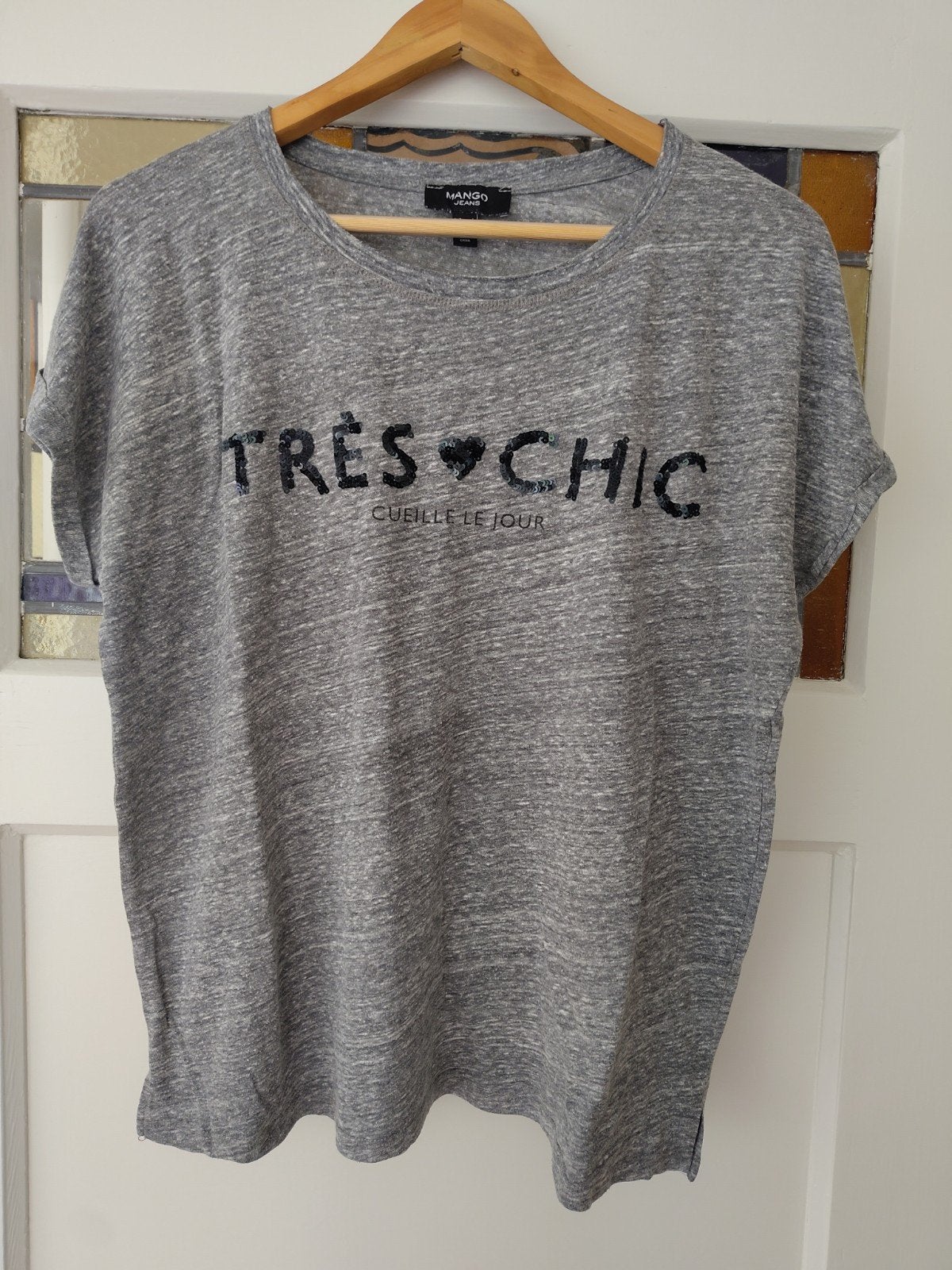 Mango Jeans T-shirt grijs met 'Très Chic' opdruk, maat: L, Mango Jeans, Maat 42/44 (L), Ophalen of Verzenden, Korte mouw