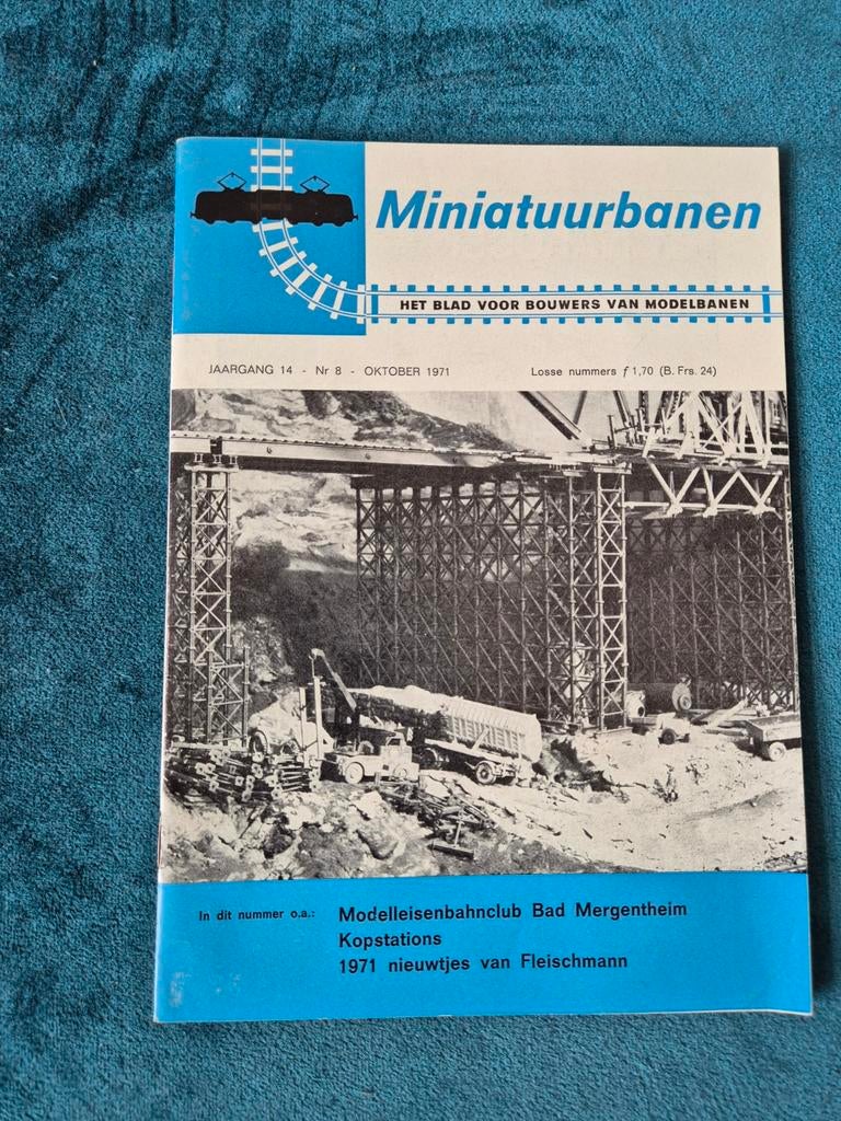 Miniatuurbanen oktober 1971 Jaargang 14 no 8, Overige merken, Gelijkstroom of Wisselstroom, Zo goed als nieuw, Boek, Tijdschrift of Catalogus