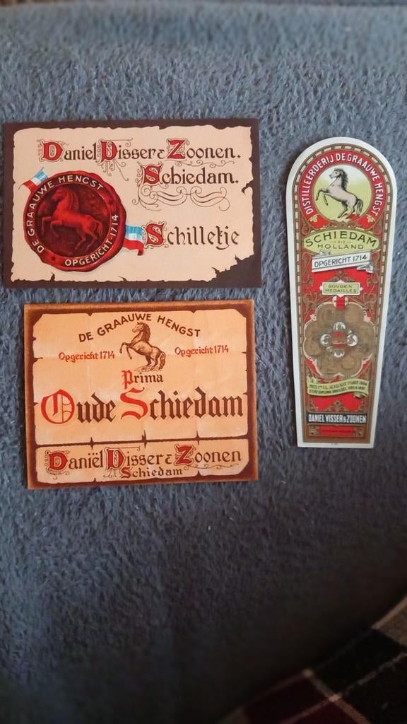 Set 3 Etiketten Grauwe Hengst Jenever Daniel Visser, Ophalen of Verzenden, Zo goed als nieuw, Gebruiksvoorwerp