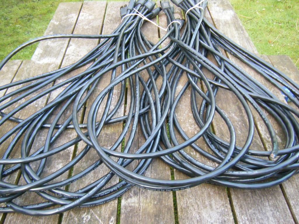 enphase q kabel 3 F/1.3-1.7-2-2,3 m / 1 fase 1.3=1.6-2-2,3 -, Ophalen, Nieuw, Kabel of Snoer