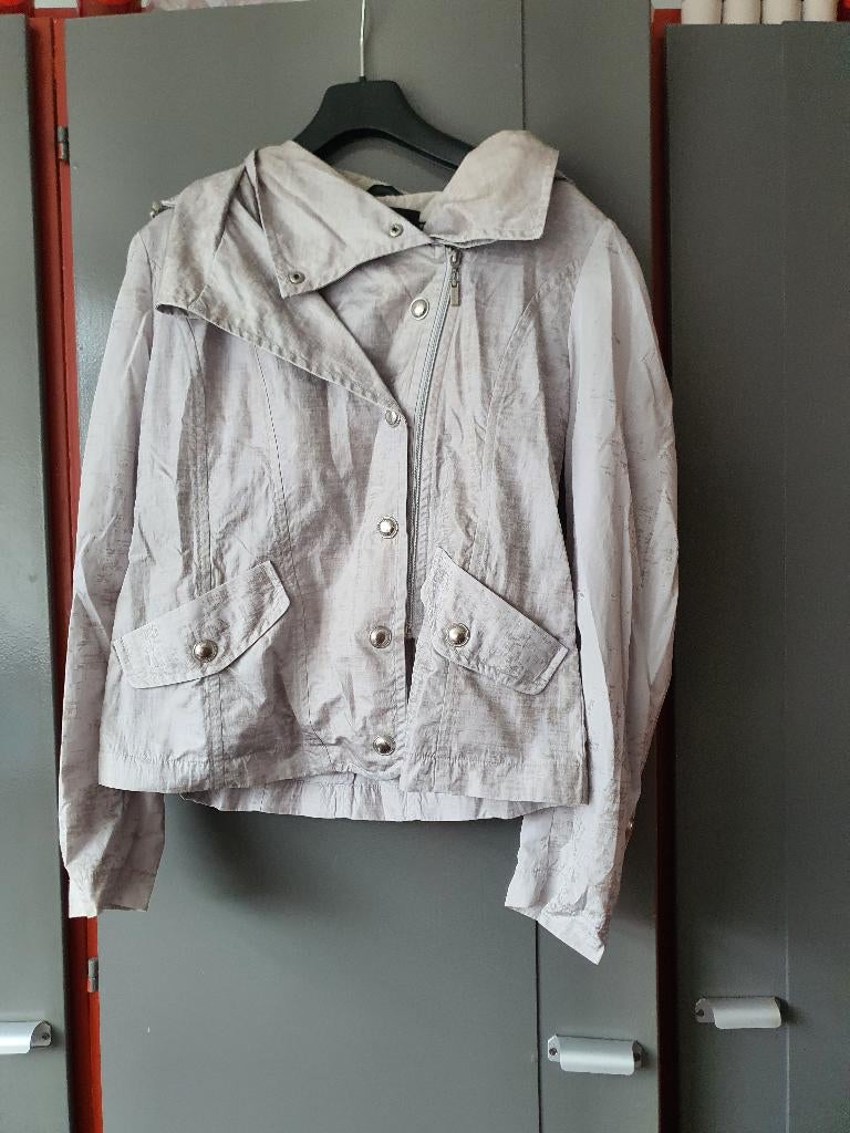 Beaumont Amsterdam jas lichtgrijs – 40/42, Kleding | Dames, Jassen | Zomer, Zo goed als nieuw, Maat 42/44 (L), Grijs, Ophalen of Verzenden