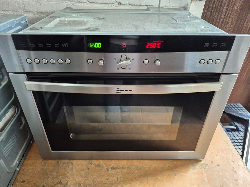 NETTE NEFF C67M50N0 COMBI OVEN/MAGNETRON TE KOOP, Combimagnetron, Gebruikt, 60 cm of meer, Ophalen of Verzenden