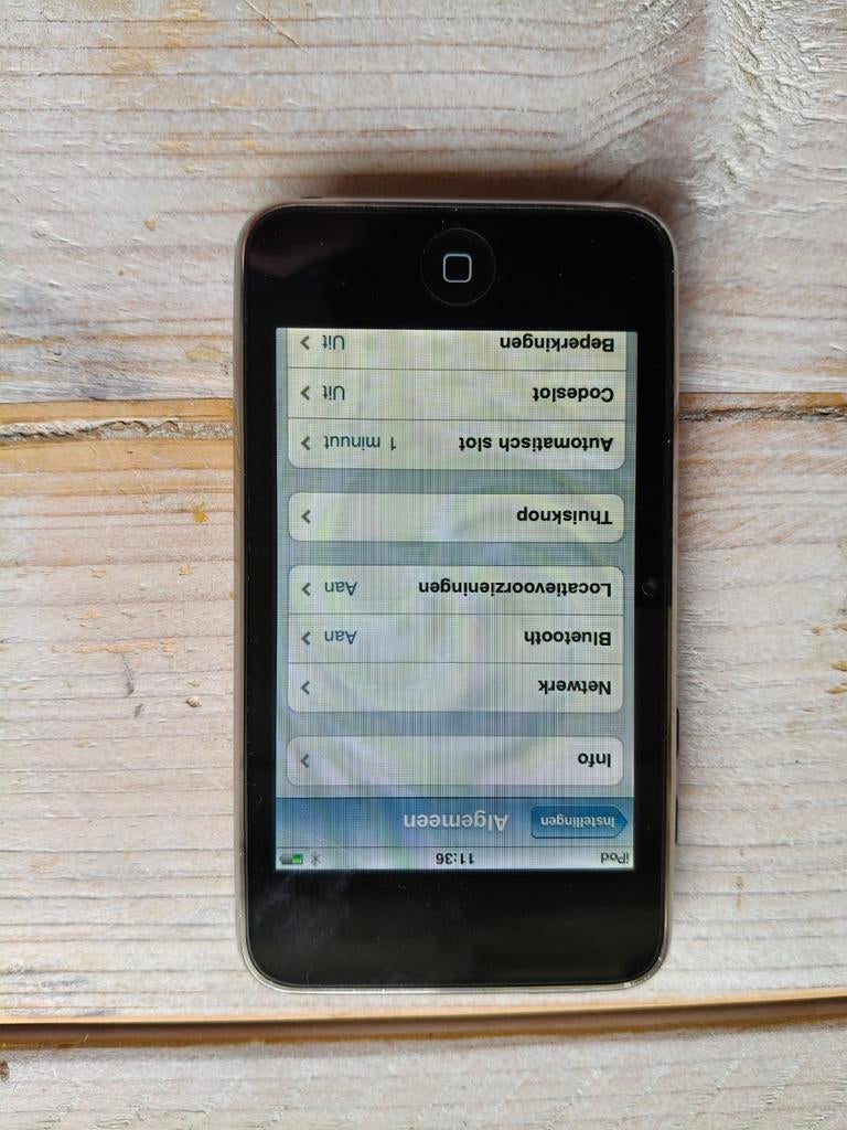 iPod Touch 8GB - Goede Staat!, Audio, Tv en Foto, Mp3-spelers | Apple iPod, Gebruikt, Touch, Zwart, Ophalen of Verzenden