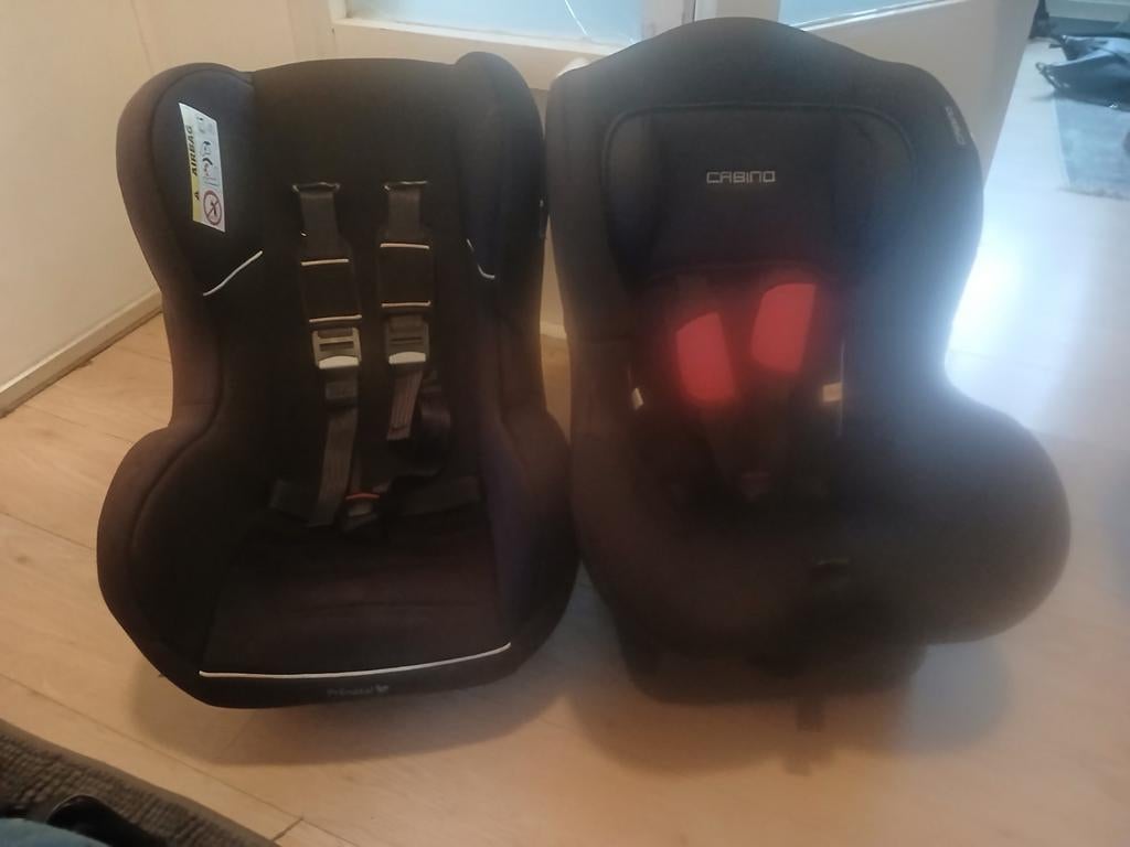2 autostoelen  25€ per stuk, Ophalen of Verzenden, 15 t/m 36 kg, Overige merken, Autogordel