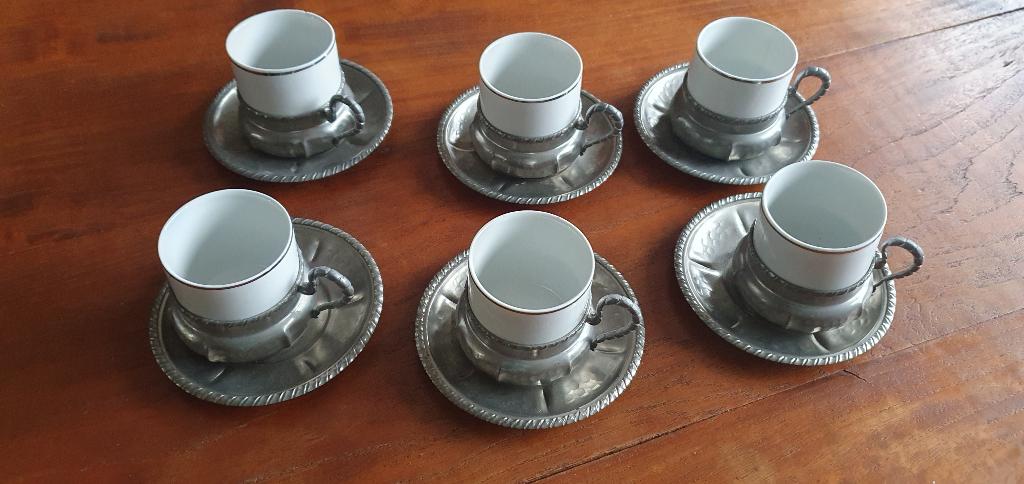 Tinnen koffie kopjes, Ophalen, Gebruikt, Overige stijlen, Kop(pen) en/of Schotel(s)