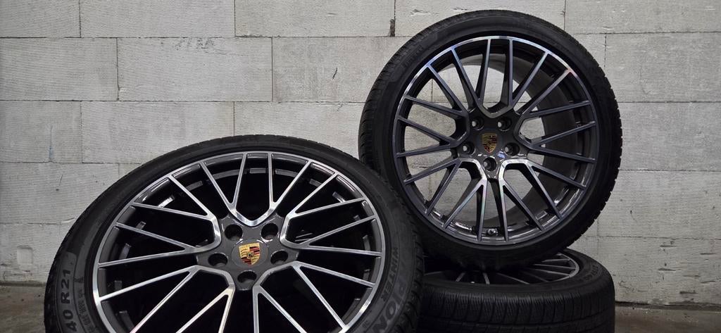 21" Porsche Cayenne Coupe E3 9Y velgen zomer winterbanden, Gebruikt, 275 mm, Banden en Velgen, V