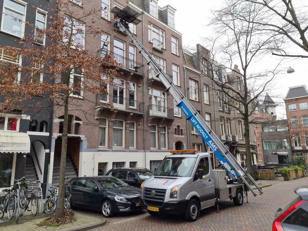 Verhuislift Amsterdam/ Door Heel Nl
