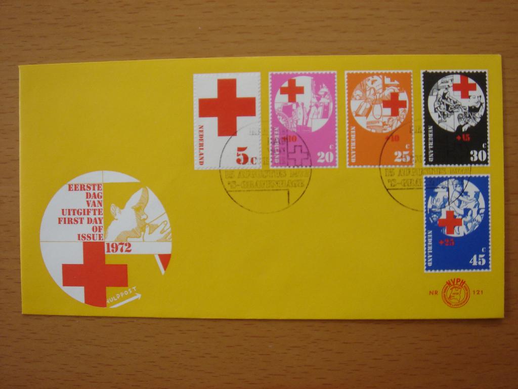 NVPH E121 1e Dag-enveloppe Rode Kruis 1972, Postzegels en Munten, Postzegels | Eerstedagenveloppen, Ophalen of Verzenden, Onbeschreven
