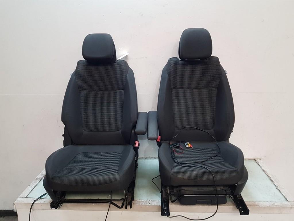 Interieur Peugeot 5008 I (0A/0E) (2009-09/2017-03) 8846KA, Auto-onderdelen, Interieur en Bekleding, Kontakt-peugeot@peugeot.com
