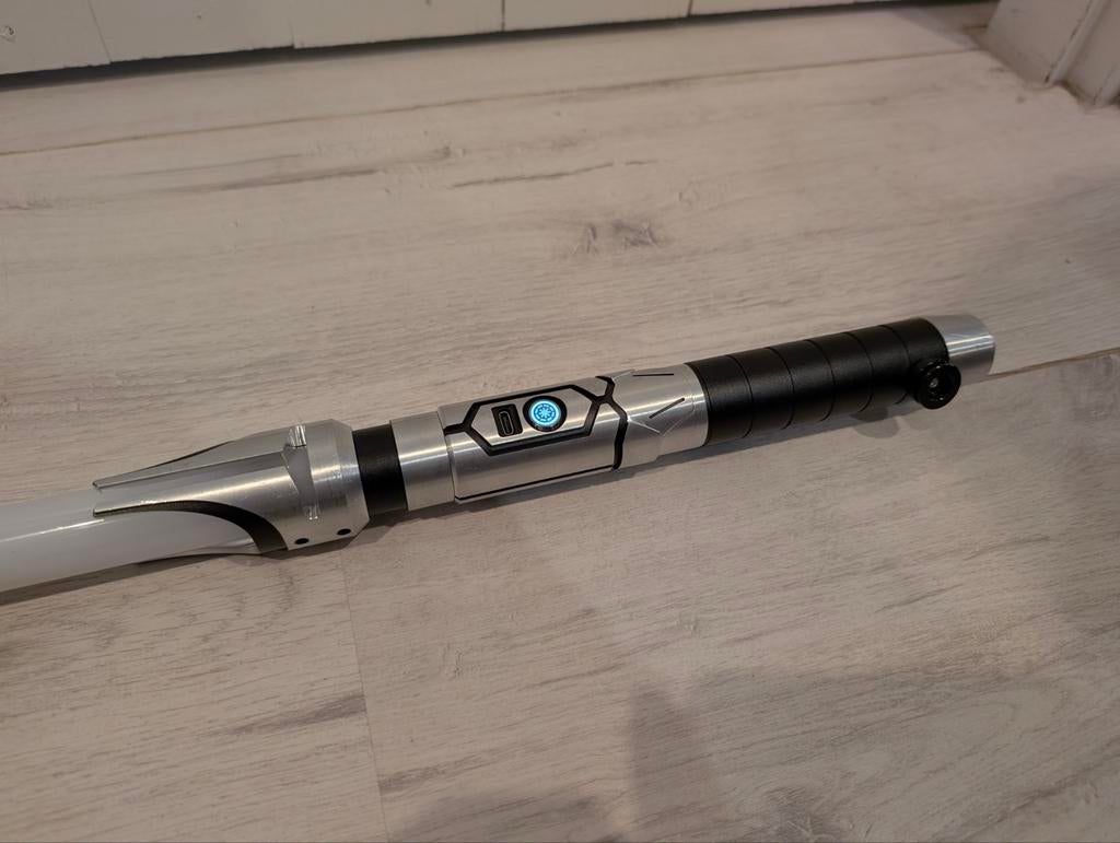 Star Wars Lightsaber - Zo goed als nieuw!, Verzamelen, Star Wars, Zo goed als nieuw, Replica, Ophalen of Verzenden