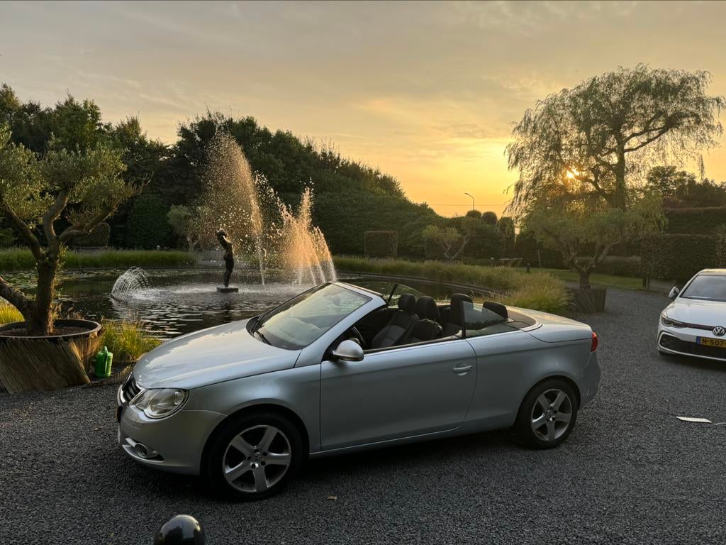 Volkswagen Eos 2.0 16V FSI 110KW 2007 Grijs, Auto's, Volkswagen, Voorwielaandrijving, 4 cilinders, 4 stoelen, Origineel Nederlands