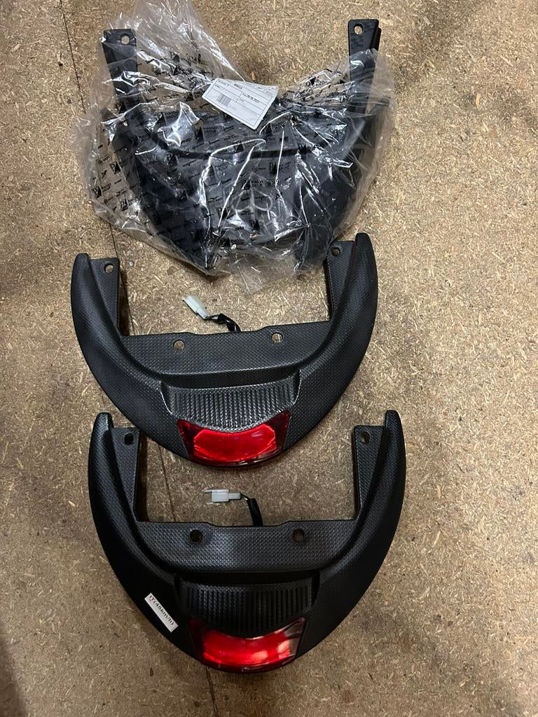 Piaggio zip vleugel achterlicht SP, Ophalen of Verzenden, Nieuw, Overige typen, Piaggio