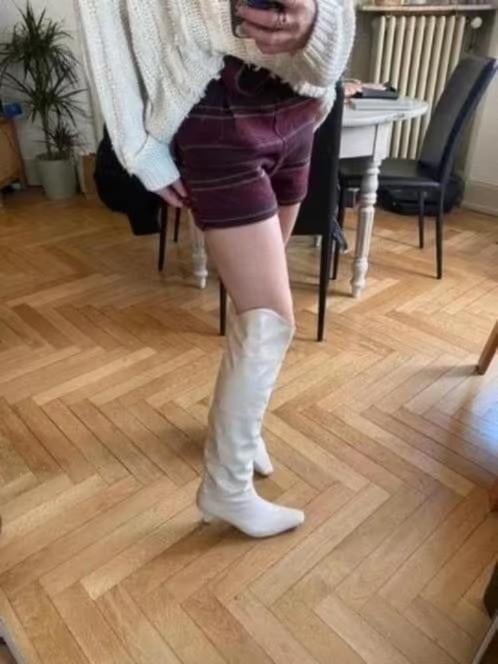 OVERKNEE WITTE LEREN LAARZEN 38  NU GRATIS VERZENDING, Hoge laarzen, Verzenden, Wit, Zo goed als nieuw