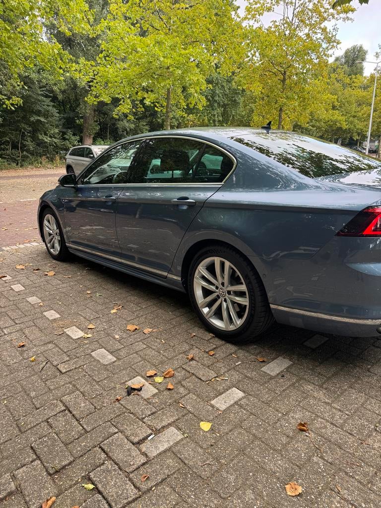 Volkswagen Passat 2.0 TSI 221PK BMT 6-DSG 2016 Blauw, Auto's, Volkswagen, Zwart, 4 cilinders, Blauw, Particulier