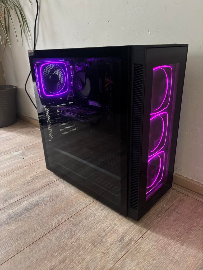 PC met 2 Monitoren - Zonder Toetsenbord/Muis, Ophalen of Verzenden, Zo goed als nieuw, Gaming, SSD
