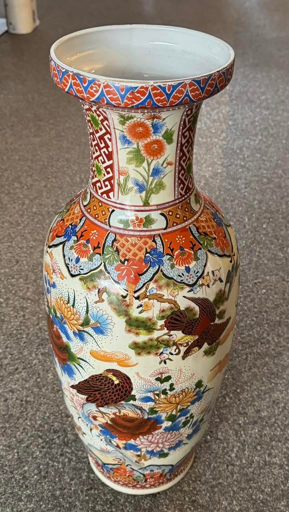 Zeer mooie grote handgeschilderde chinese vaas, 60 cm hoog, Antiek en Kunst, Antiek | Vazen, Ophalen of Verzenden