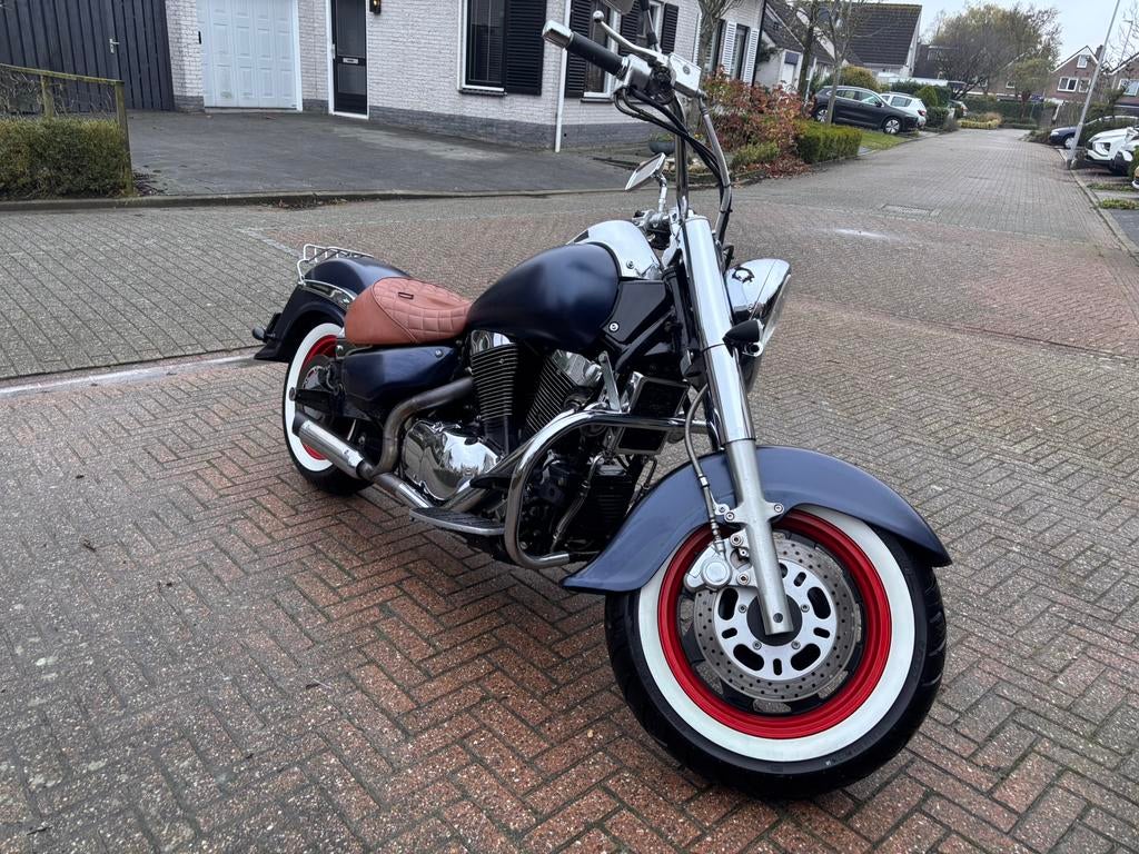 Suzuki intruder 1500.  2de eigenaar, Motoren, Motoren | Suzuki, Cardan-aandrijving, 2 cilinders, Chopper, 1500 cc