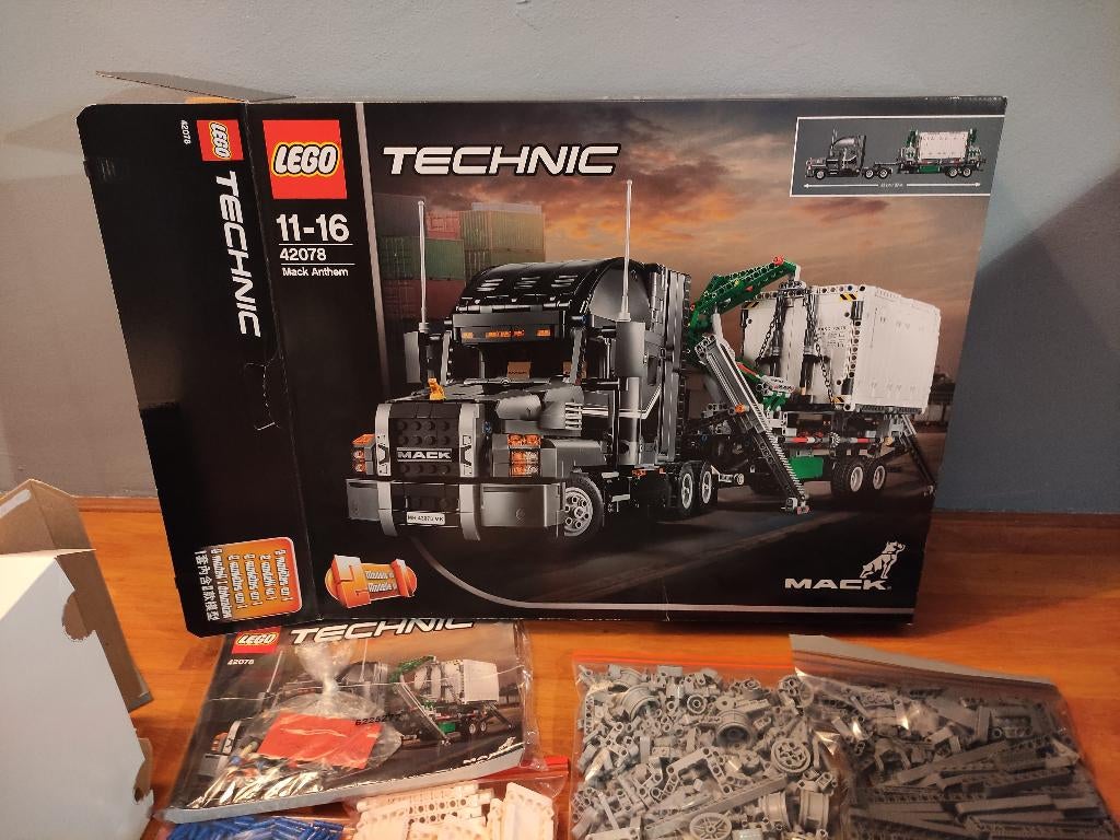 Lego Technic 42078 - Mack Anthem, Kinderen en Baby's, Speelgoed | Duplo en Lego, Ophalen, Zo goed als nieuw, Complete set, Lego