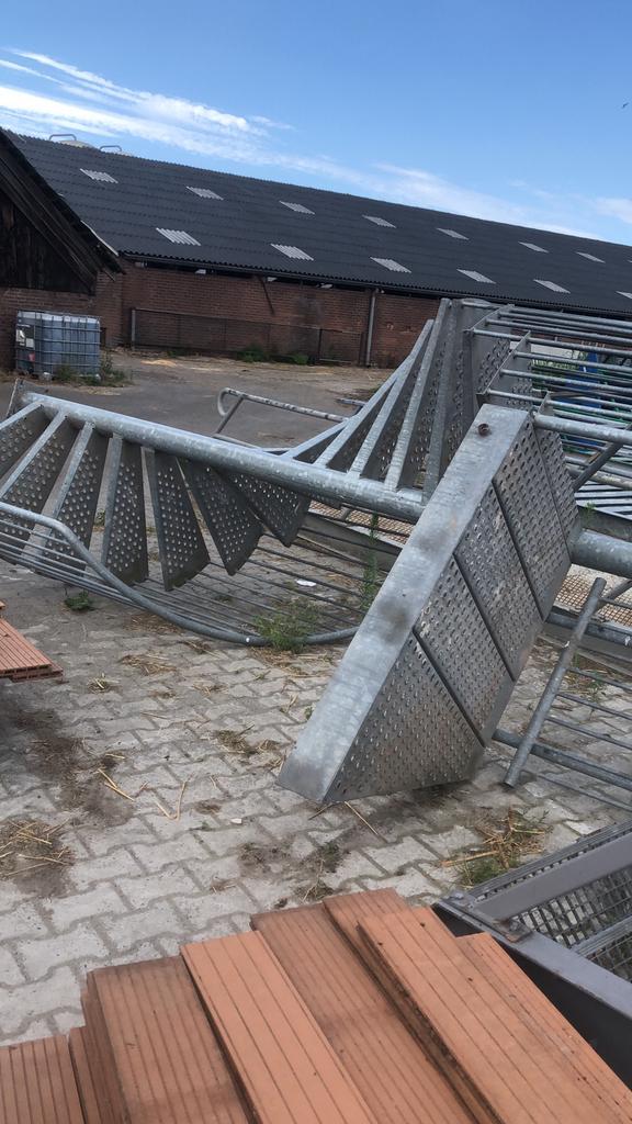 Wenteltrap meerdere 2.5 meter tm 10 meter hoog, Ophalen of Verzenden, Zo goed als nieuw