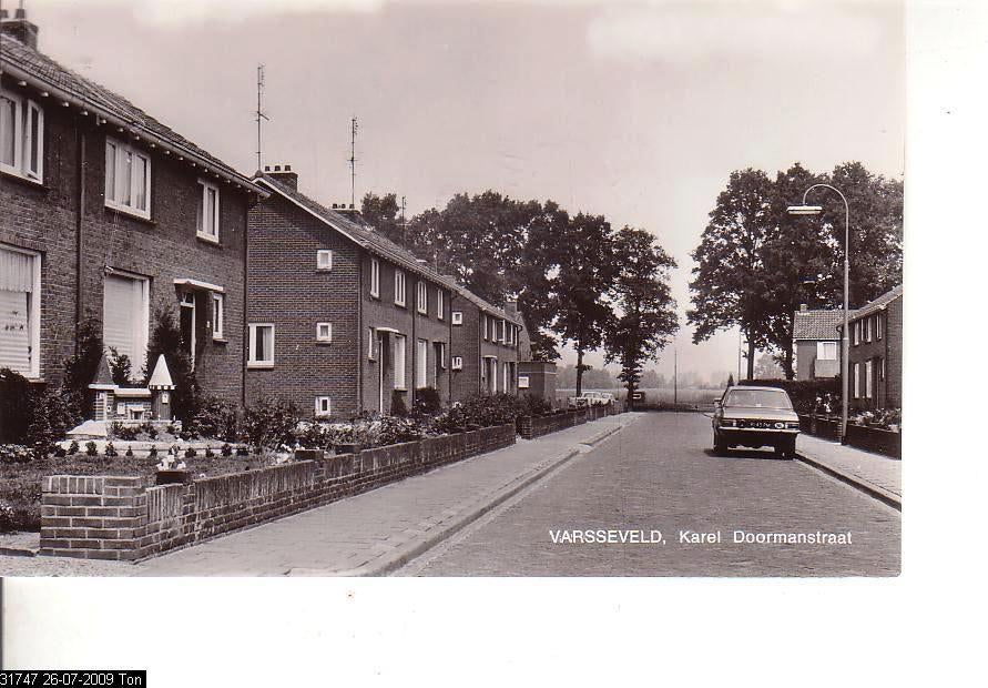 Ansichtkaart	Varsseveld	Karel Doormanstraat, Verzenden, 1940 tot 1960, Ongelopen, Gelderland