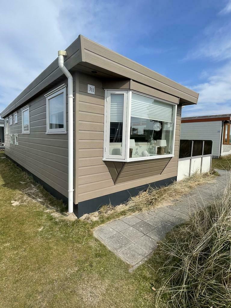 Chalet Kleinvaarwater Ameland NOG VRIJ IN ZOMERVAKANTIE, Caravans en Kamperen