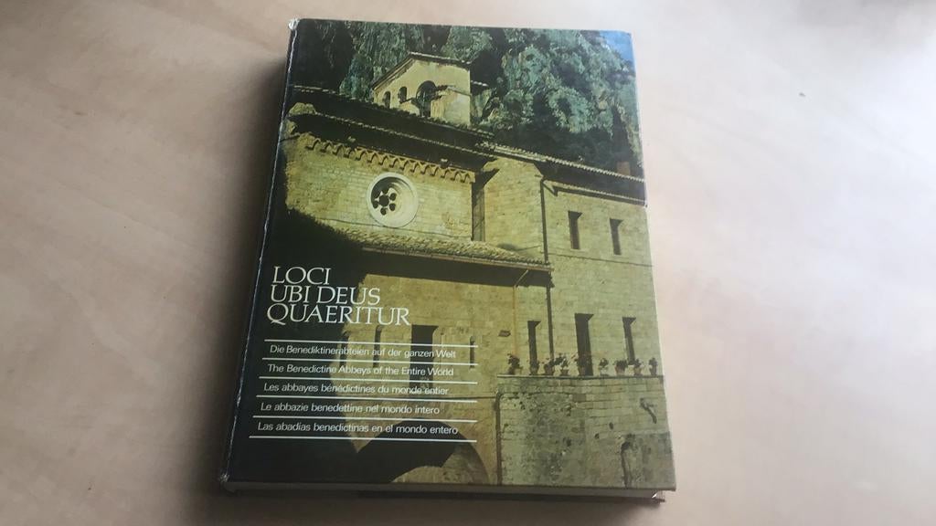 Loci ubi deus quaeritur, Ophalen of Verzenden, Zo goed als nieuw, Christendom | Katholiek