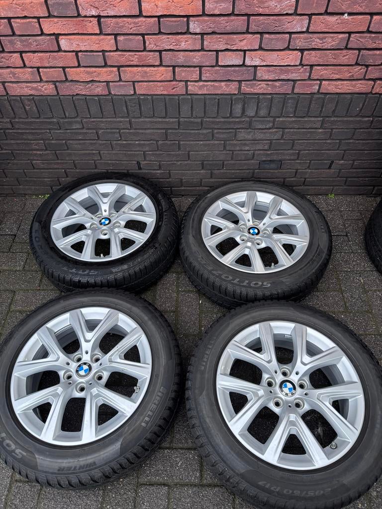 Winterset BMW X1/X2 - Pirelli Winter 205/60 R17, Ophalen, Gebruikt, Banden en Velgen, 17 inch
