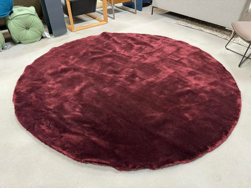 Nieuw Brink en Campman Liscio Rond Vloerkleed Rood D250, Huis en Inrichting, Stoffering | Tapijten en Kleden, Brink en Campman CS rugs Millenerpoort
