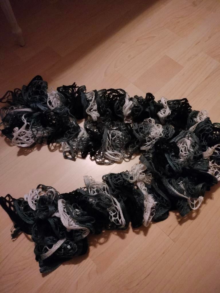 Boa of sjaal, Ophalen of Verzenden, Zo goed als nieuw, Sjaal