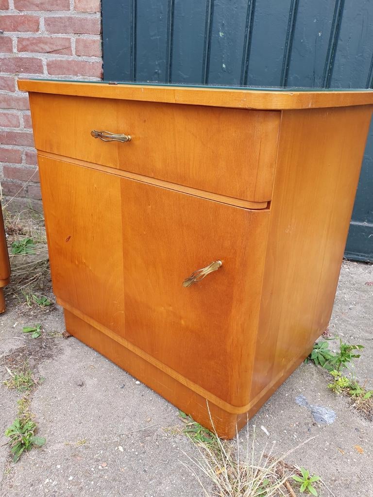 2 vintage nachtkastjes 53x34 diepx52 hoog. Set prijs, Ophalen, Zo goed als nieuw, 45 tot 65 cm, Minder dan 55 cm