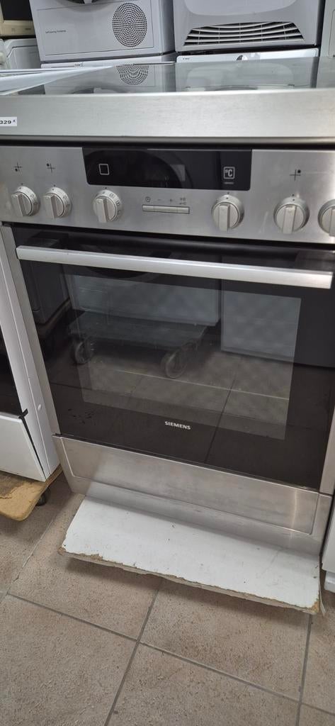 Siemens gasfornuis rvs 60cm breed, Witgoed en Apparatuur, Fornuizen, Ophalen of Verzenden, Zo goed als nieuw