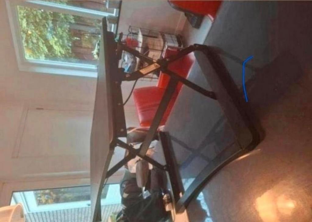 Updesk hooglaag buro bureau met gasveer, Huis en Inrichting, Bureaus, Ophalen of Verzenden, Gebruikt