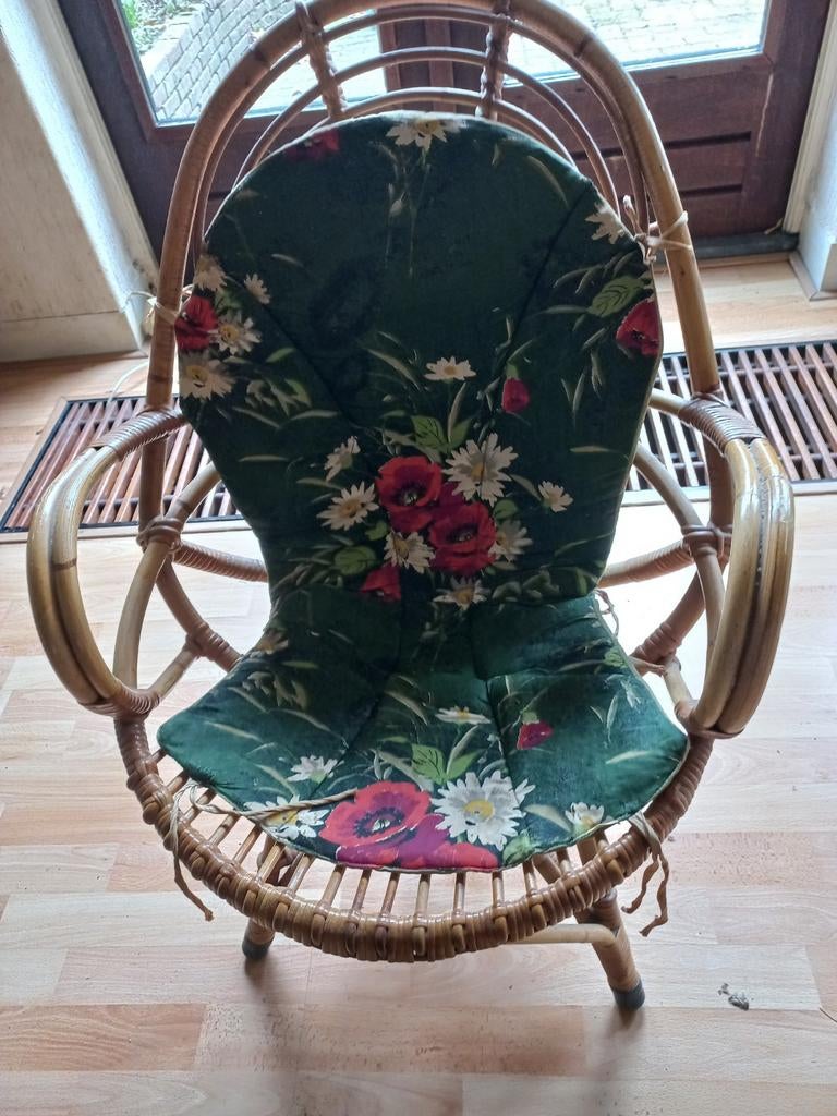 Rohe noordwolde vintage jaren 60 Rotan stoel, Huis en Inrichting, Stoelen, Ophalen, Bruin, Vintage, Riet of Rotan