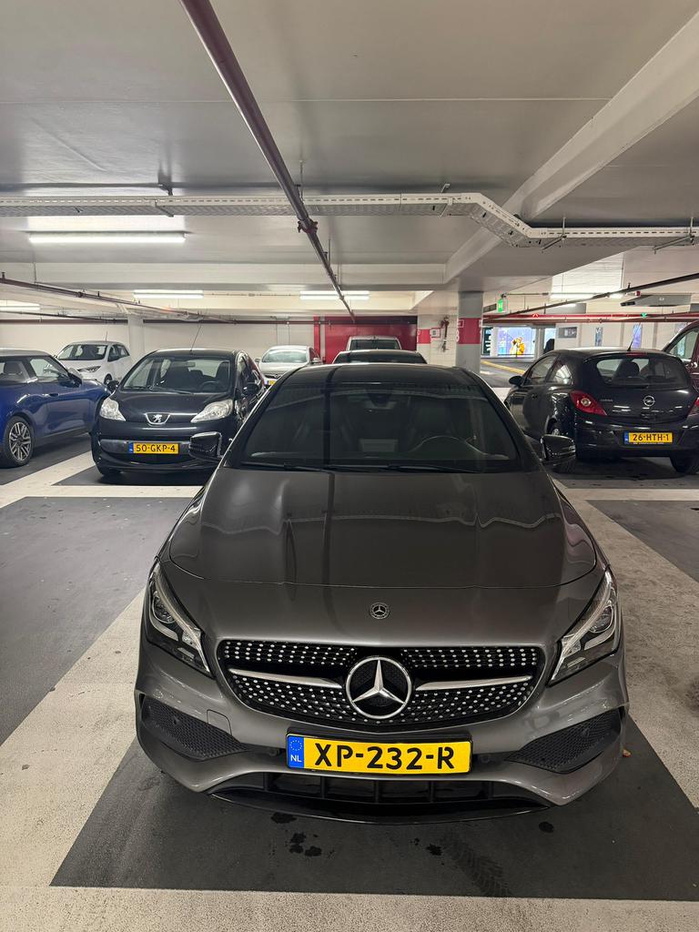 Mercedes-Benz CLA 180 122pk 7G-DCT 2019 Grijs, Auto's, Mercedes-Benz, Euro 6, 4 cilinders, 715 kg, USB